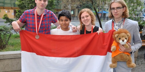 Nederland wint brons tijdens Chemieolympiade Georgië - KNCV
