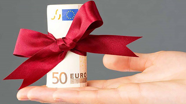 Trouw lid schenkt € 5.000,- aan KNCV